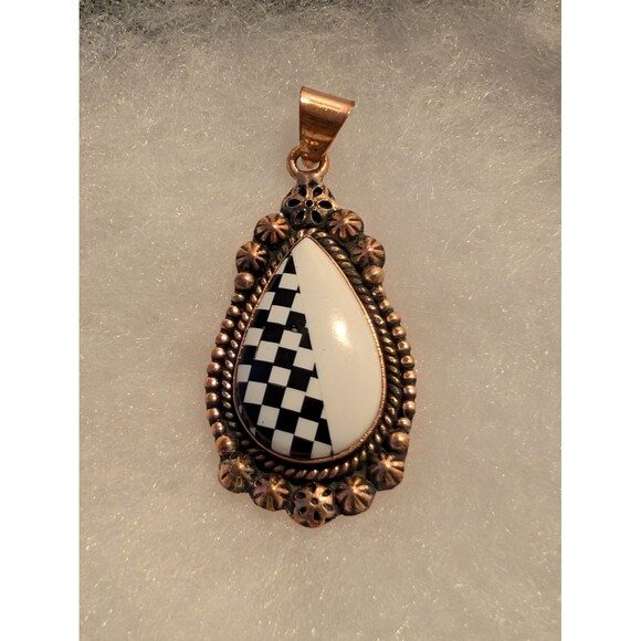 Unbranded Jewelry - Large Copper And Checked Composite Pendant